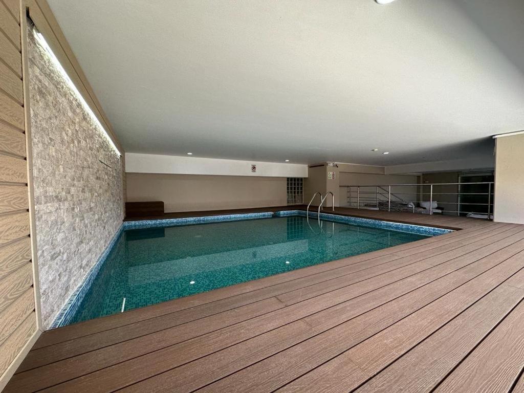 Duplex Vintage En El Corazon De Miraflores リマ エクステリア 写真